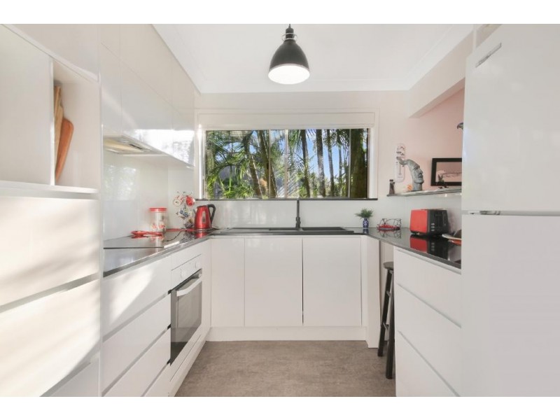 1/29 Julia Street, Burleigh Heads QLD 4220