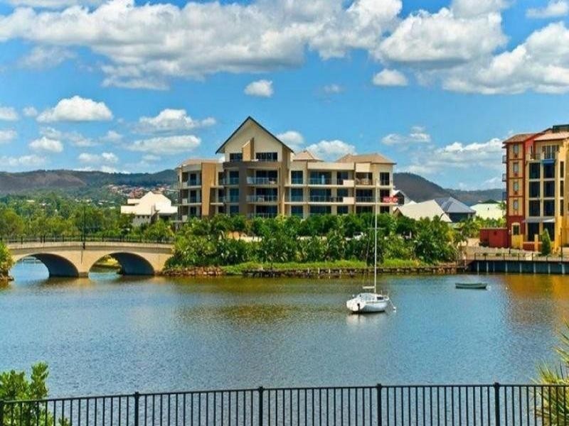 Carrara QLD 4211