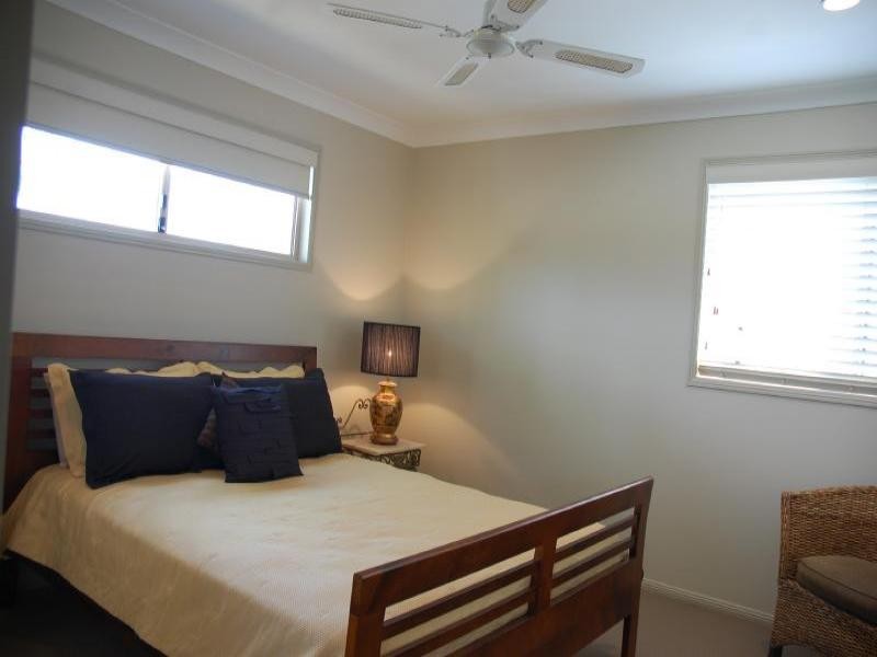 16 Northwestern Ct, Varsity Lakes QLD 4227