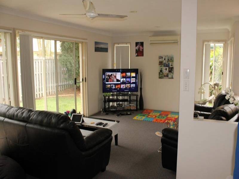 126 Harrier Drive, Burleigh Waters QLD 4220