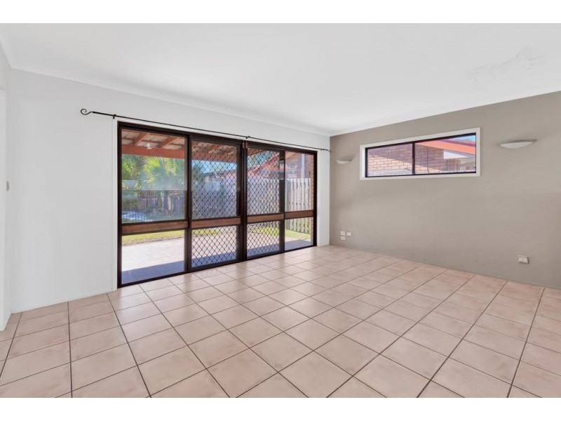 4 June Court, Miami QLD 4220