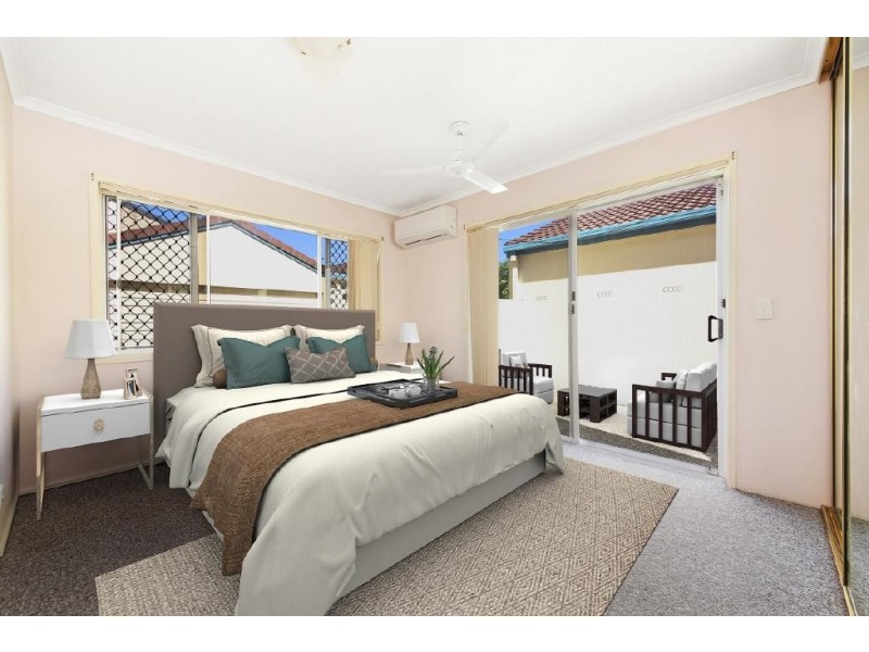5/61-63 Hooker Boulevard, Broadbeach Waters QLD 4218