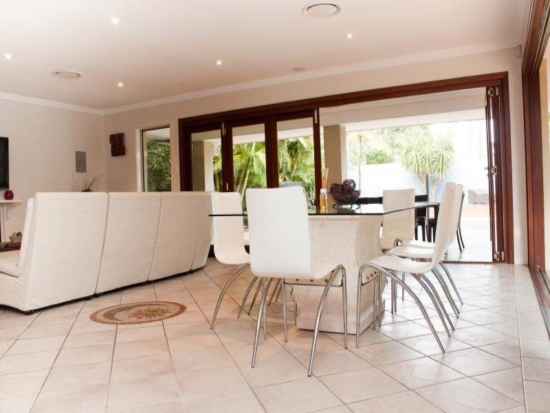 20 Twelfth Ave, Palm Beach QLD 4221