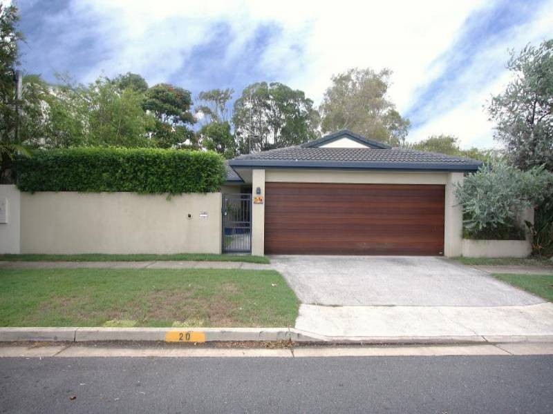 20 Twelfth Ave, Palm Beach QLD 4221