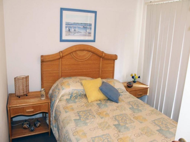 12/40 Sunbird Street, Burleigh Waters QLD 4220