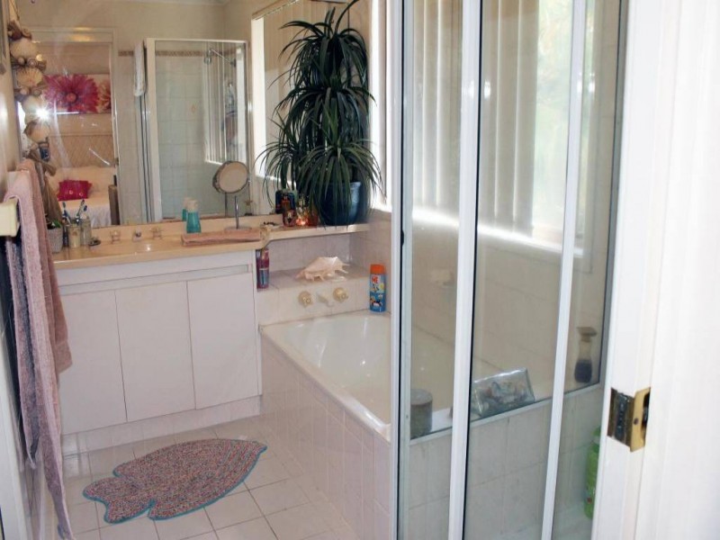 12/40 Sunbird Street, Burleigh Waters QLD 4220