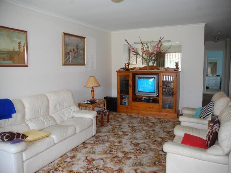 36 Aruma Ave, Burleigh Waters QLD 4220