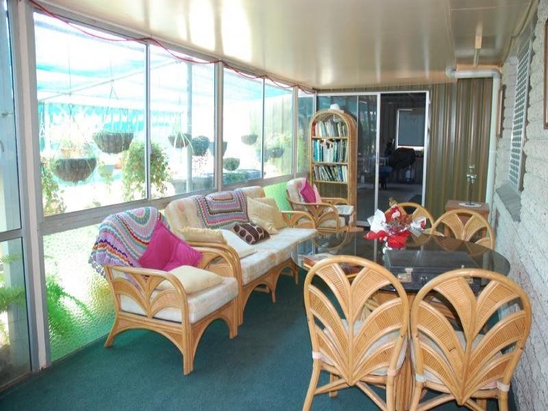 36 Aruma Ave, Burleigh Waters QLD 4220