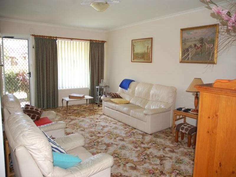 36 Aruma Ave, Burleigh Waters QLD 4220