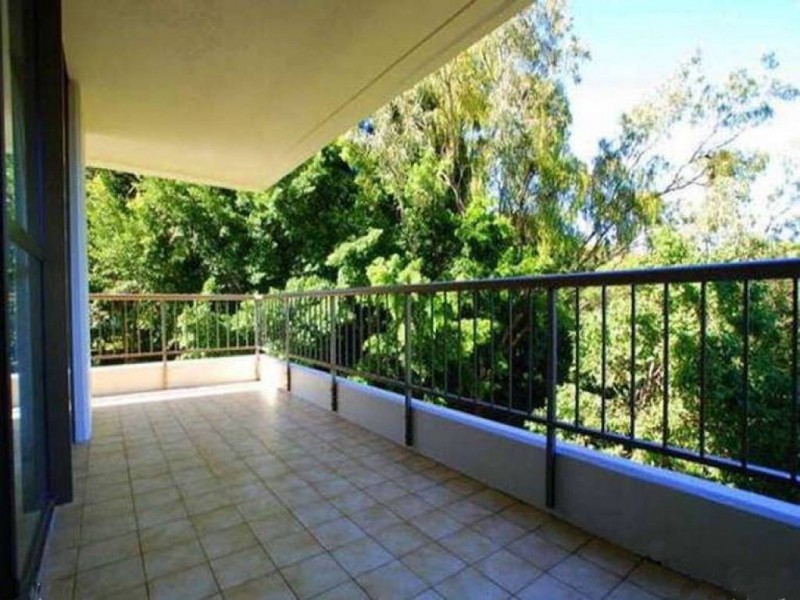 24/45 Hayle Street, Burleigh Heads QLD 4220