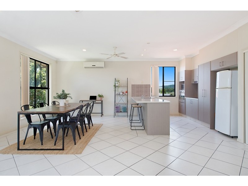 56 Bayswater Avenue, Varsity Lakes QLD 4227