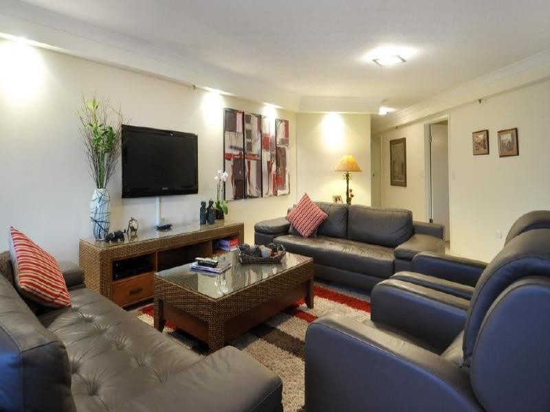 9/45 Hayle st, Burleigh Heads QLD 4220