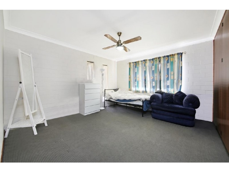 1/23 Doggett Drive, Miami QLD 4220