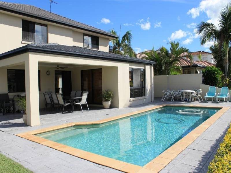 62/40 Cotlew Street, Southport QLD 4215