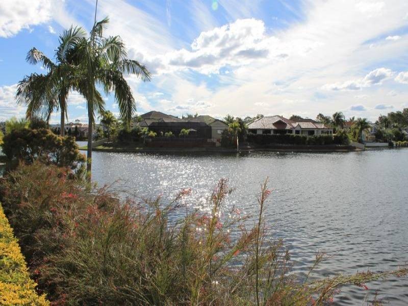 62/40 Cotlew Street, Southport QLD 4215