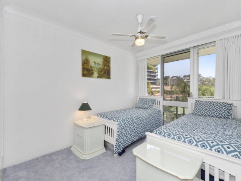 10/30 Pacific Regis The Esplanade, Burleigh Heads QLD 4220