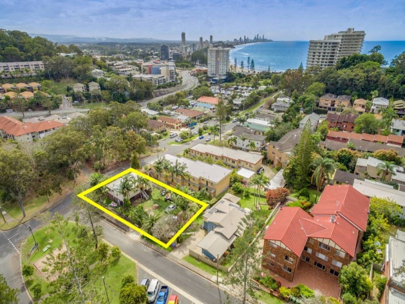 1 Hayle Street, Burleigh Heads QLD 4220