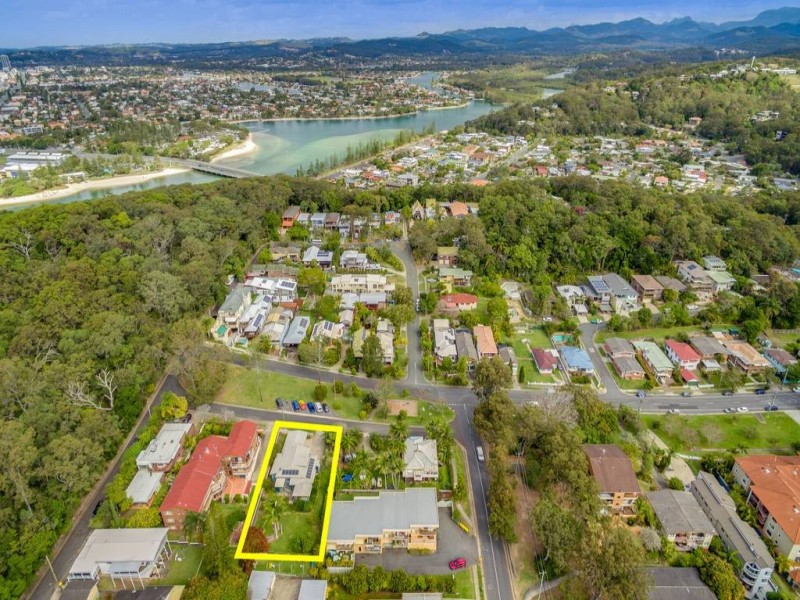 1 Hayle Street, Burleigh Heads QLD 4220