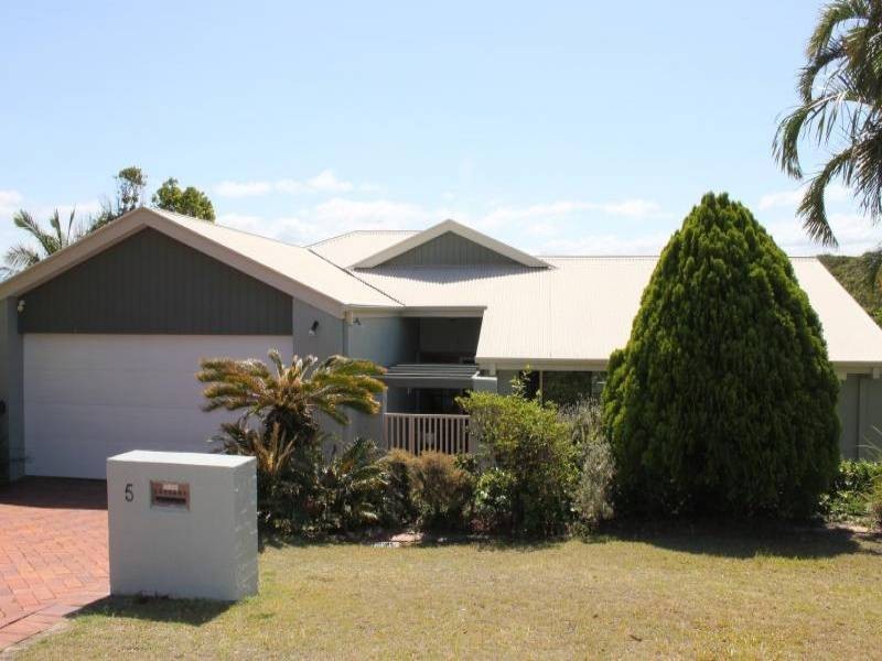 5 Kaydee Ct, Miami QLD 4220
