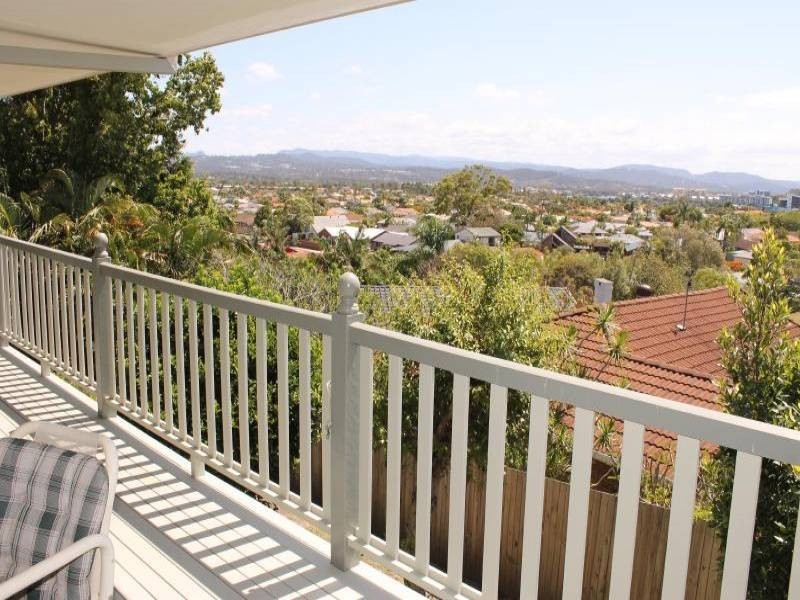 5 Kaydee Ct, Miami QLD 4220