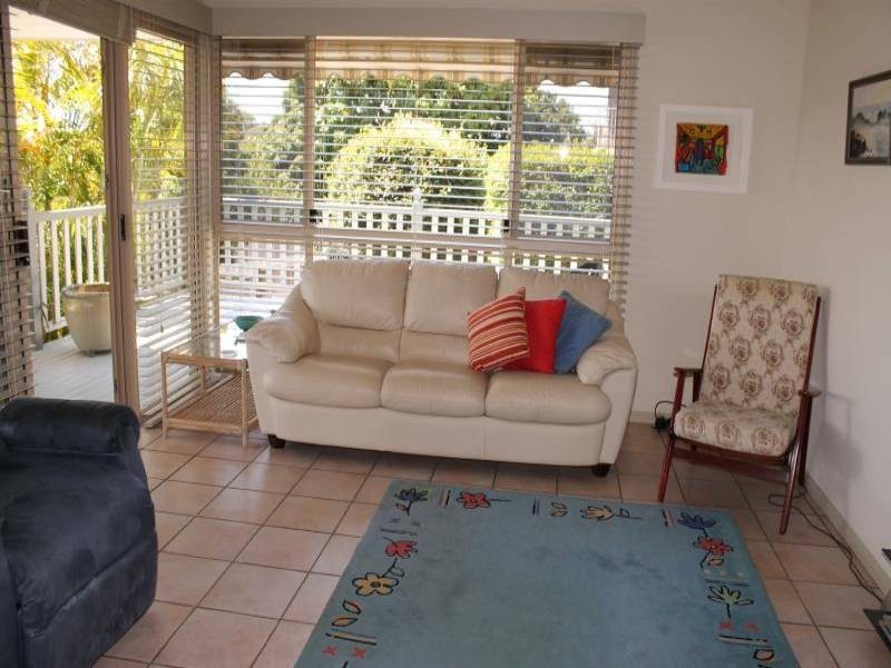5 Kaydee Ct, Miami QLD 4220