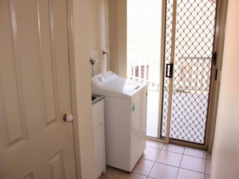 5 Kaydee Ct, Miami QLD 4220
