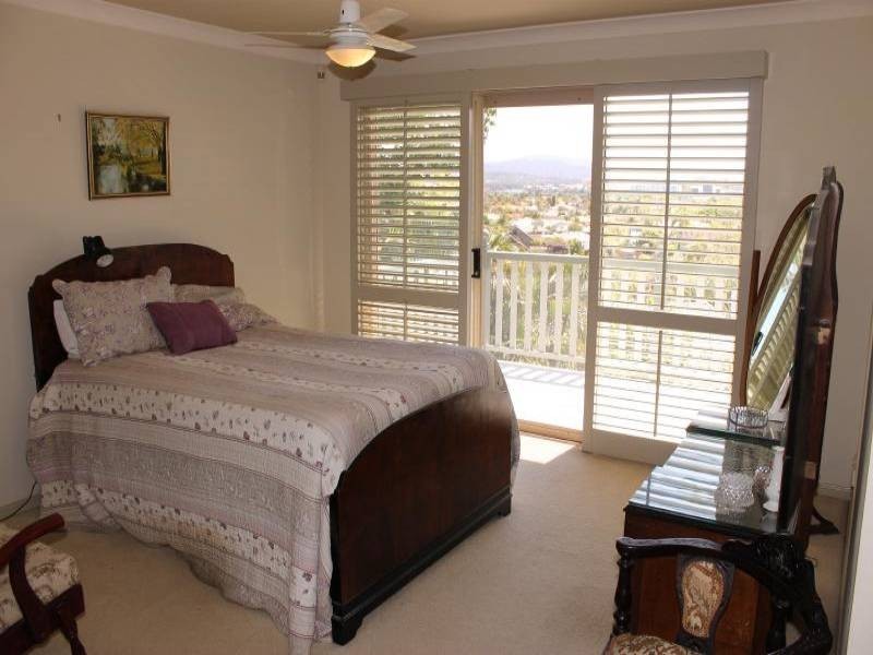 5 Kaydee Ct, Miami QLD 4220