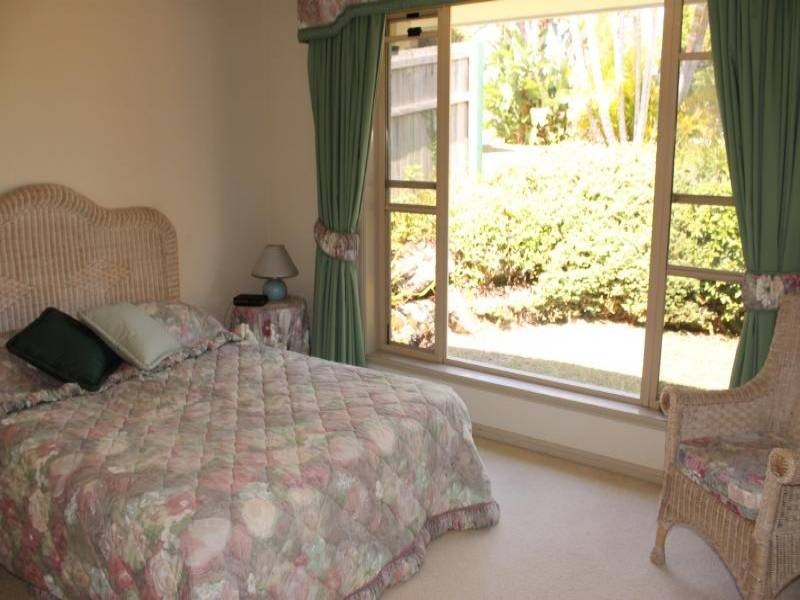 5 Kaydee Ct, Miami QLD 4220