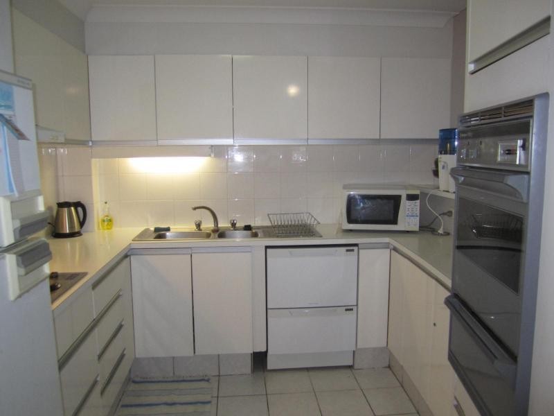 Broadbeach QLD 4218