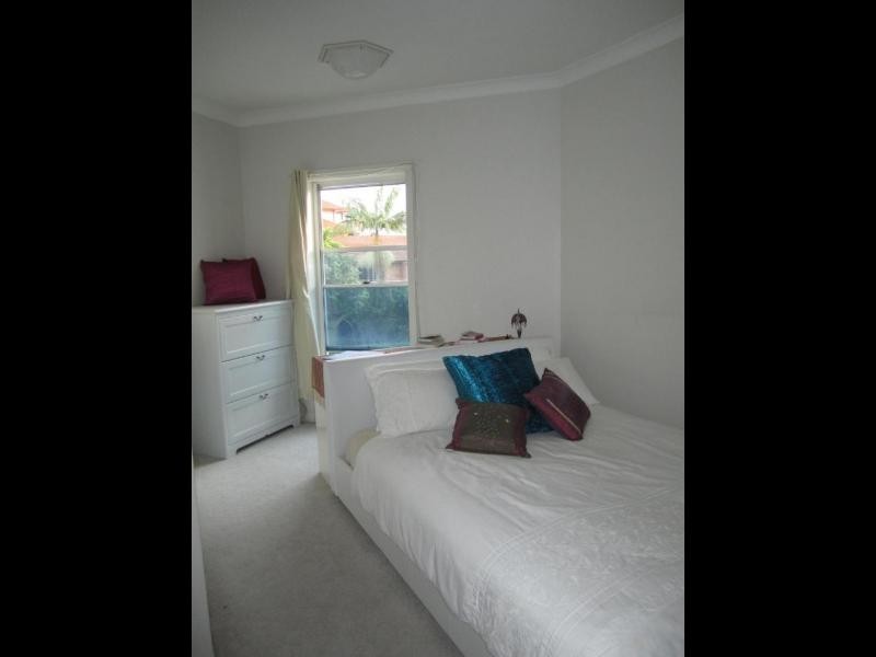 Broadbeach QLD 4218
