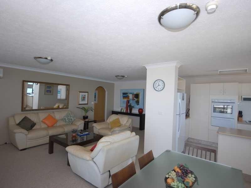 55/114 The Esplanade, Burleigh Heads QLD 4220