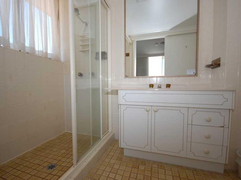55/114 The Esplanade, Burleigh Heads QLD 4220