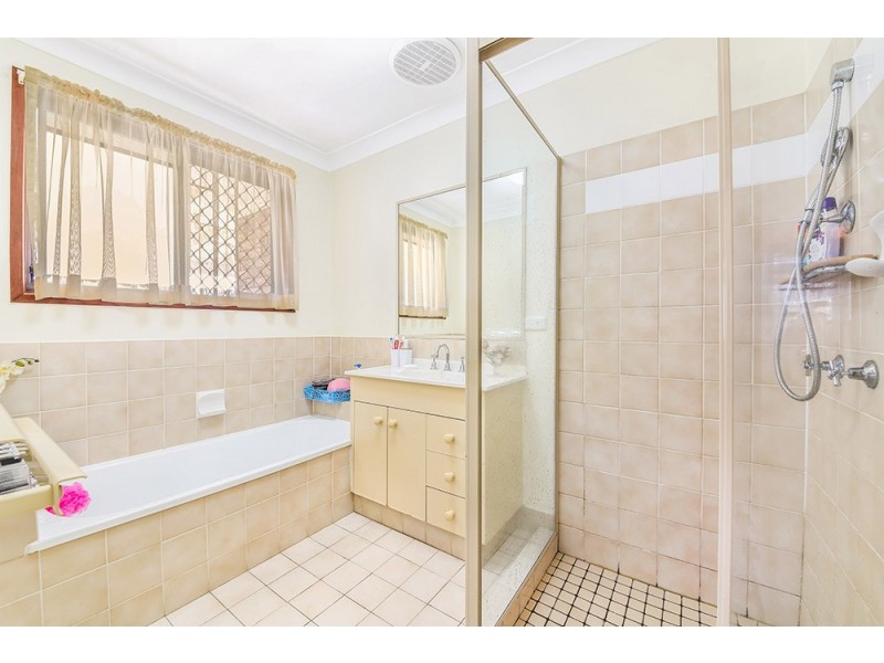 28 Avocado Street, Elanora QLD 4221