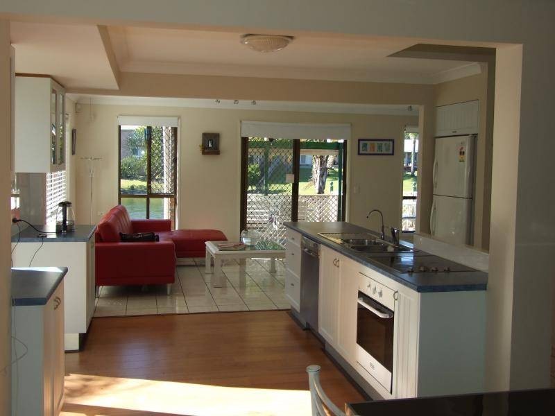 2 Seafoam Close,, Varsity Lakes QLD 4227