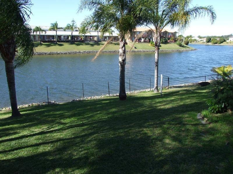 2 Seafoam Close,, Varsity Lakes QLD 4227