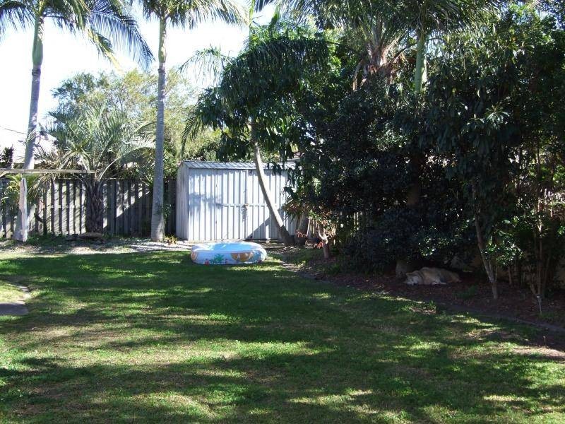 2 Seafoam Close,, Varsity Lakes QLD 4227