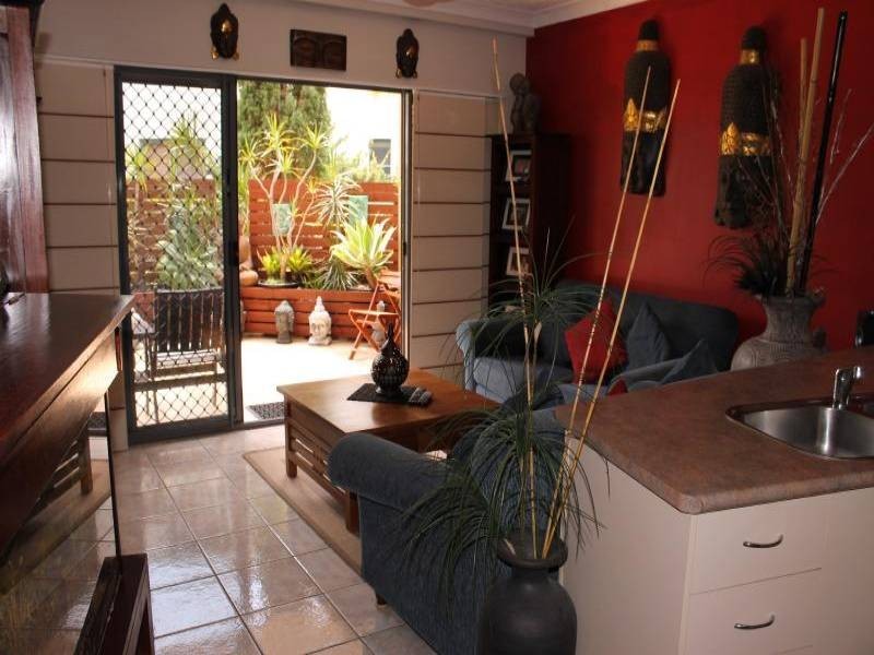 4/21 Markeri Street, Mermaid Beach QLD 4218