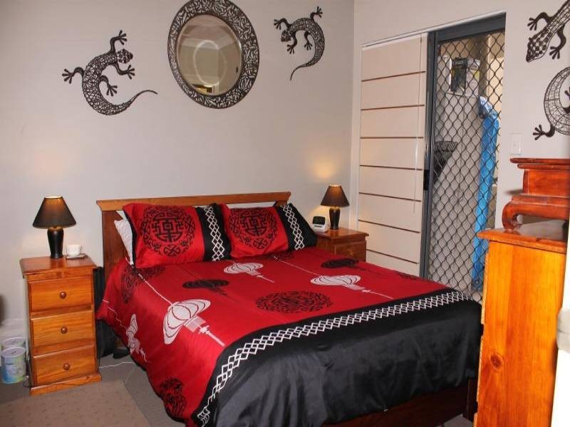 4/21 Markeri Street, Mermaid Beach QLD 4218