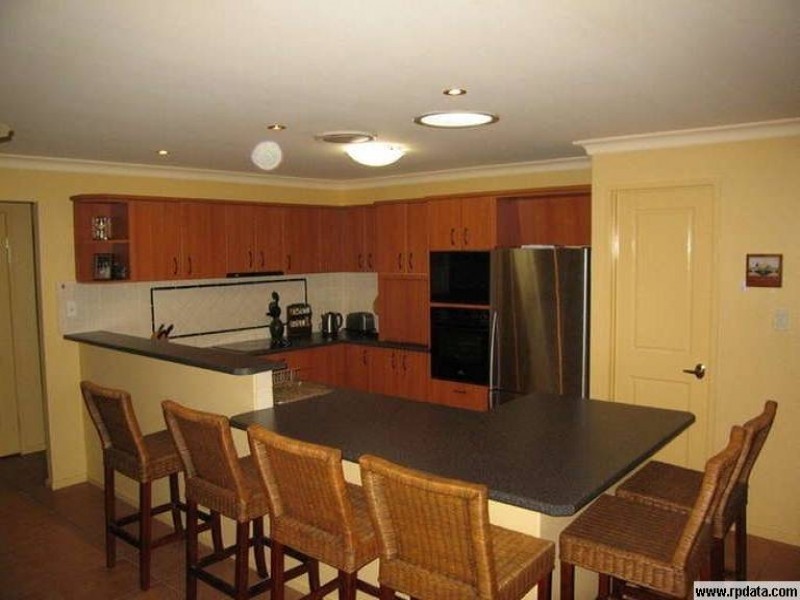 9 Grasstree Way, Molendinar QLD 4214