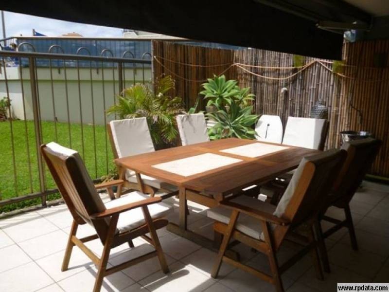 2/45 Hayle Street,, Burleigh Heads QLD 4220