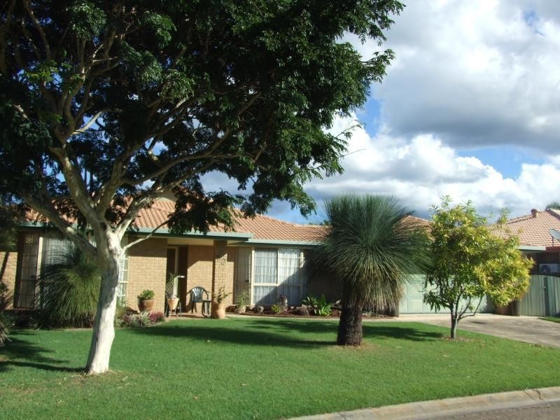 12 Myna Way, Burleigh Waters QLD 4220