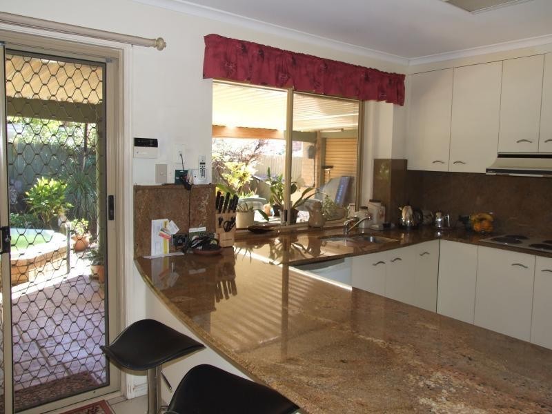 12 Myna Way, Burleigh Waters QLD 4220