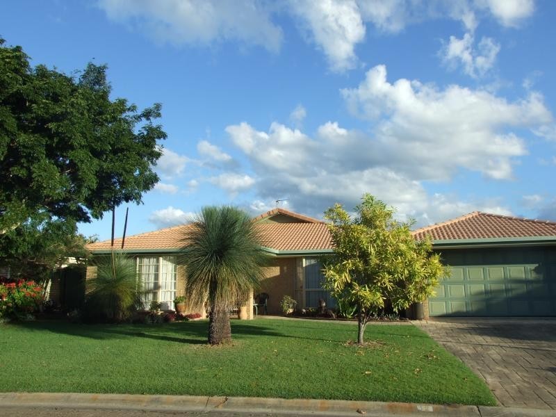 12 Myna Way, Burleigh Waters QLD 4220