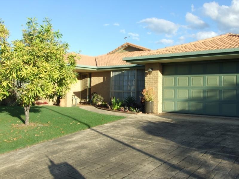 12 Myna Way, Burleigh Waters QLD 4220