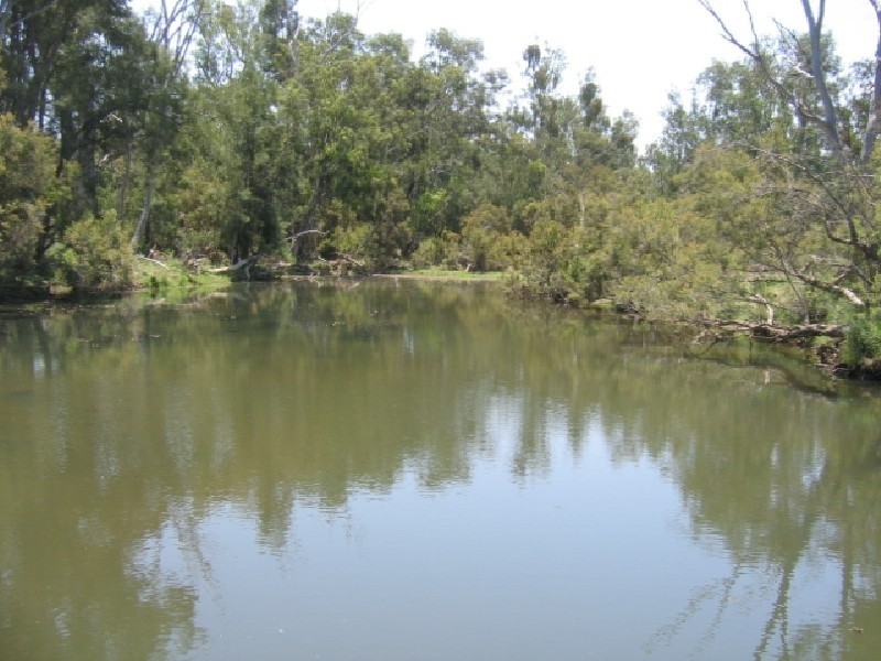 Oman Ama QLD 4352