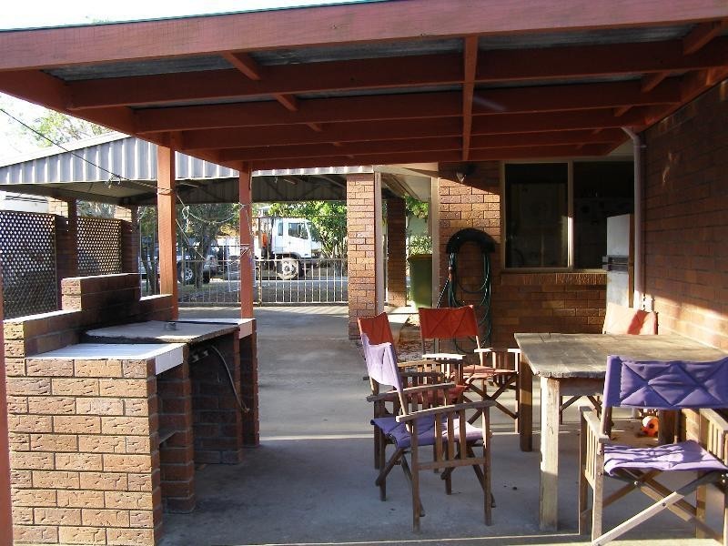 31 Gonzales St, Amity Point QLD 4183