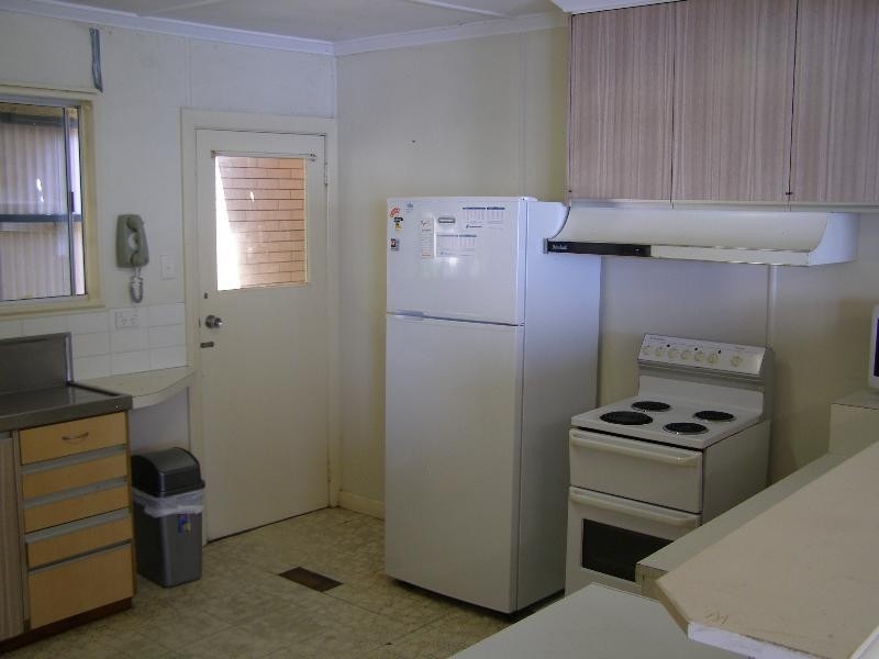 2/1 Kindara St, Amity Point QLD 4183