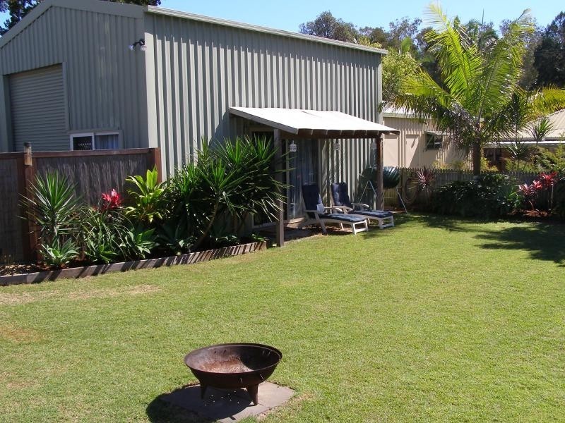 46 Gonzales St, Amity Point QLD 4183