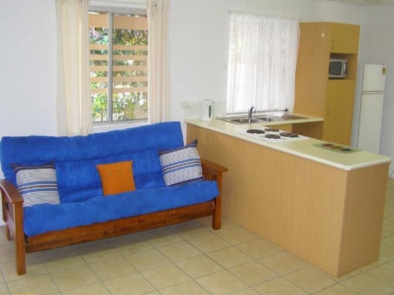 1/38 Sovereign Rd, Amity Point QLD 4183