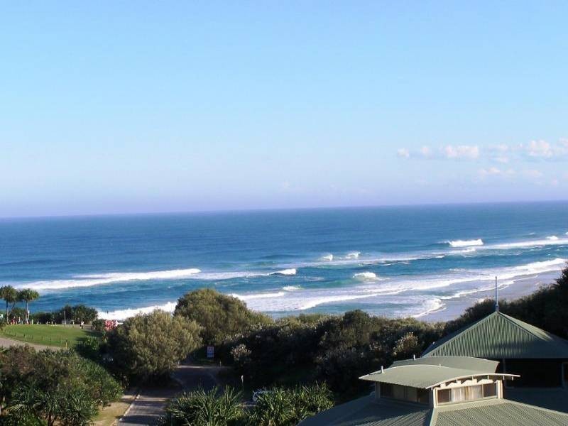 1-5 Samarinda Drive, Point Lookout QLD 4183